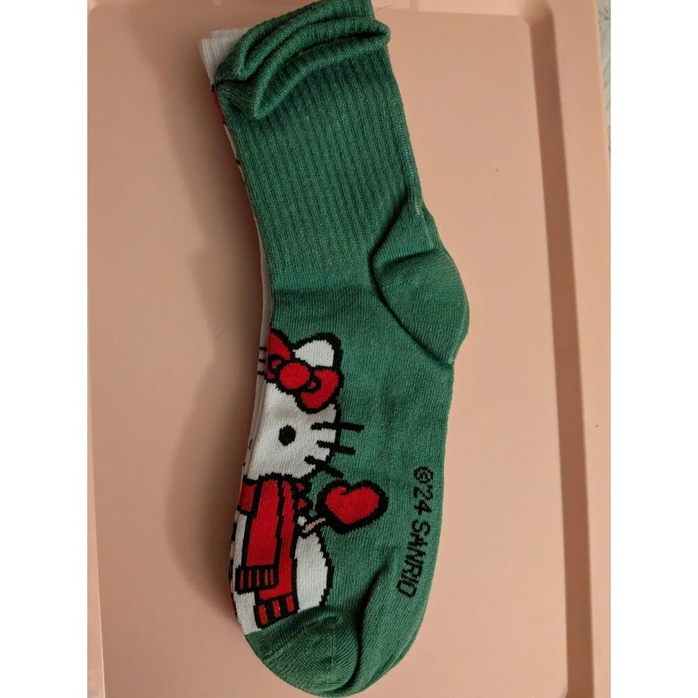 Hello Kitty Christmas Crew Socks Size 9-11 Holiday Sanrio Red Green White 3 Pair
